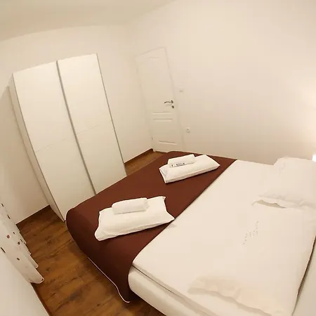 Apartment Kala